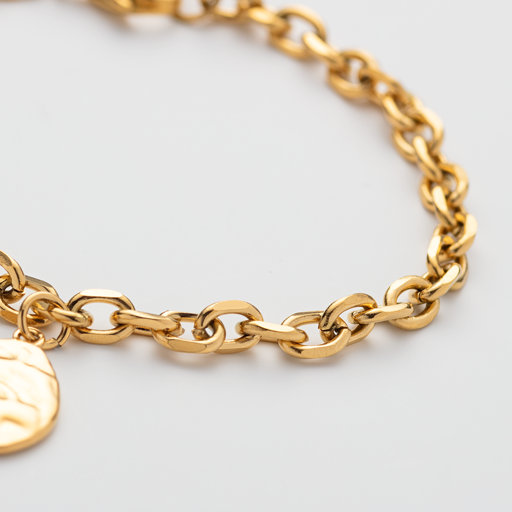 Treasure Bold Drop Bracelet Gold